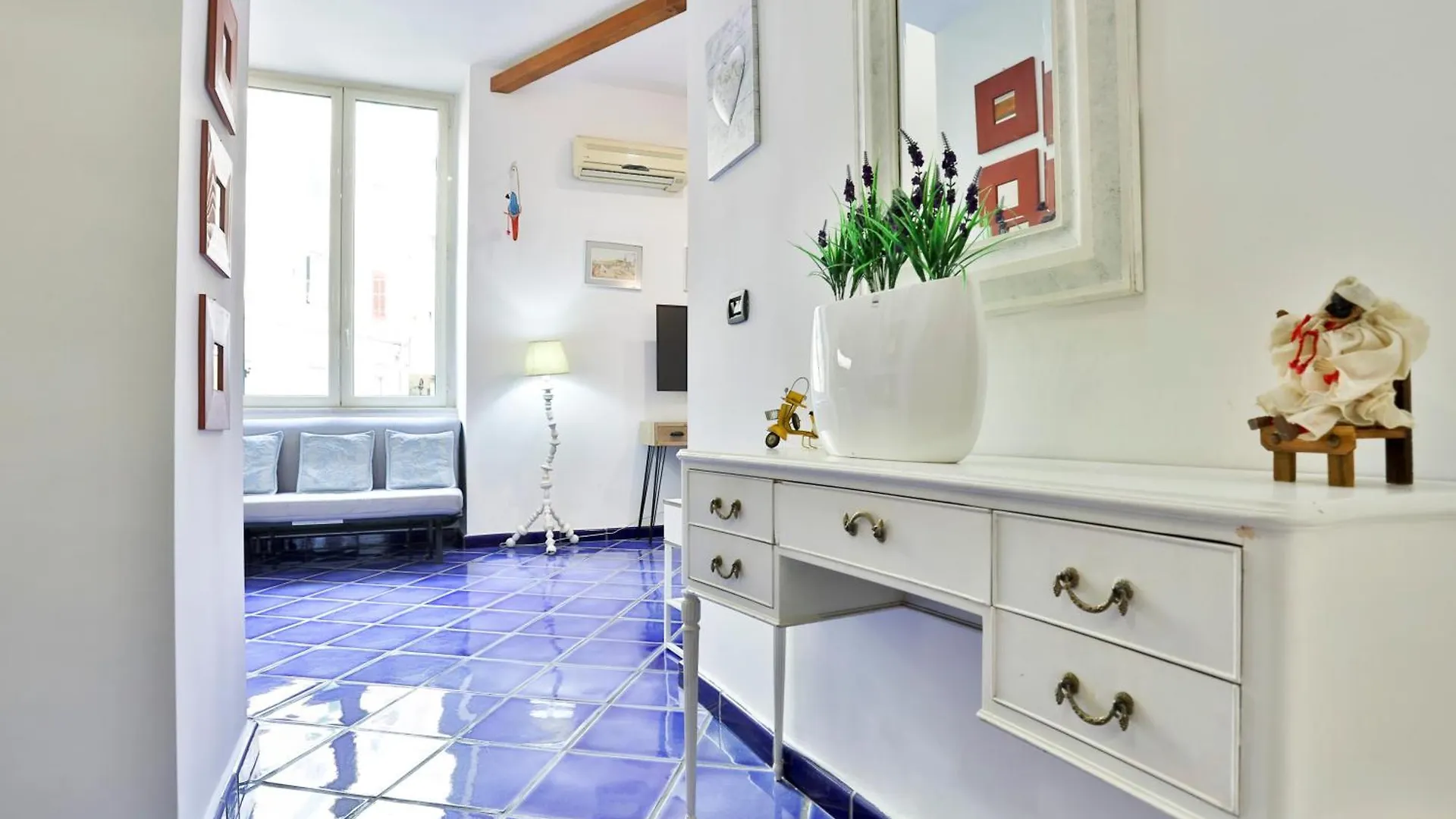 My House Carlo III Square Apartment Naples