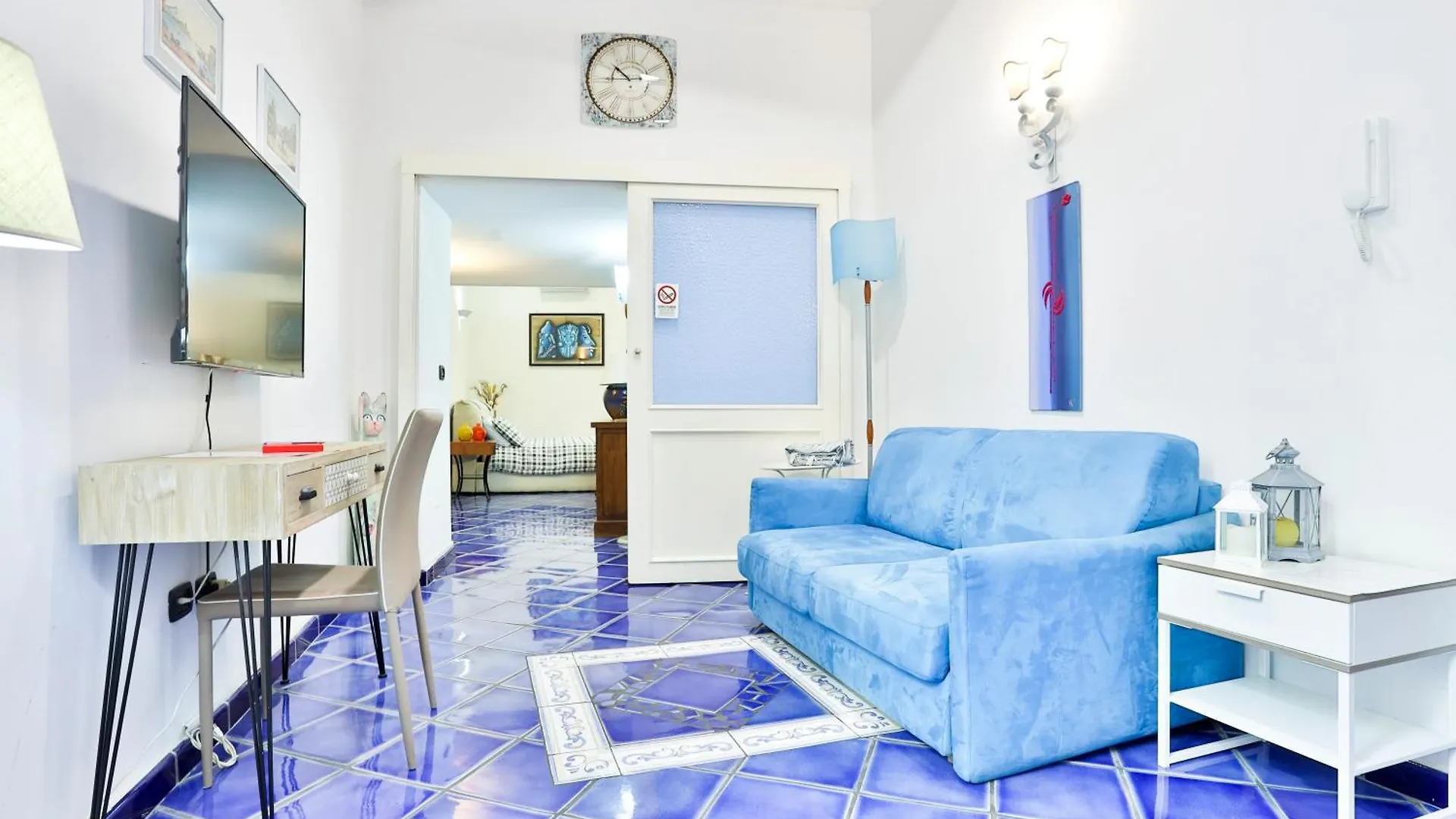 My House Carlo III Square Apartment Naples Italy